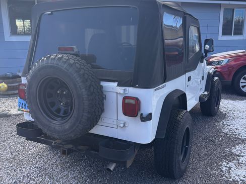 Used 1994 Jeep Wrangler Sport S image 8