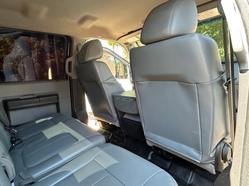 Used 2015 Ford F250 XL w/ Power Equipment Group AWD/4WD image 18