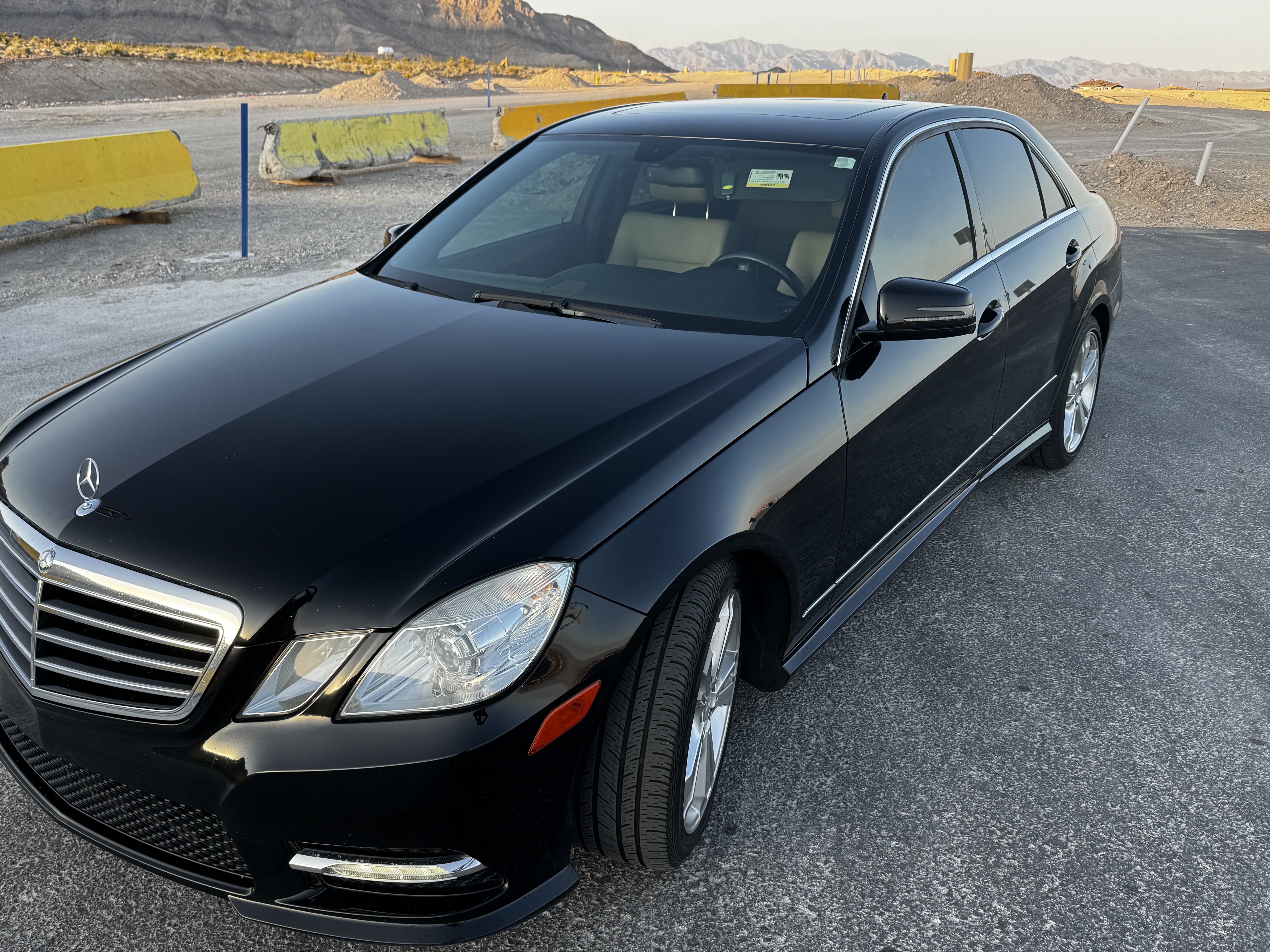 Used 2013 Mercedes-Benz E 350 Sedan image 4