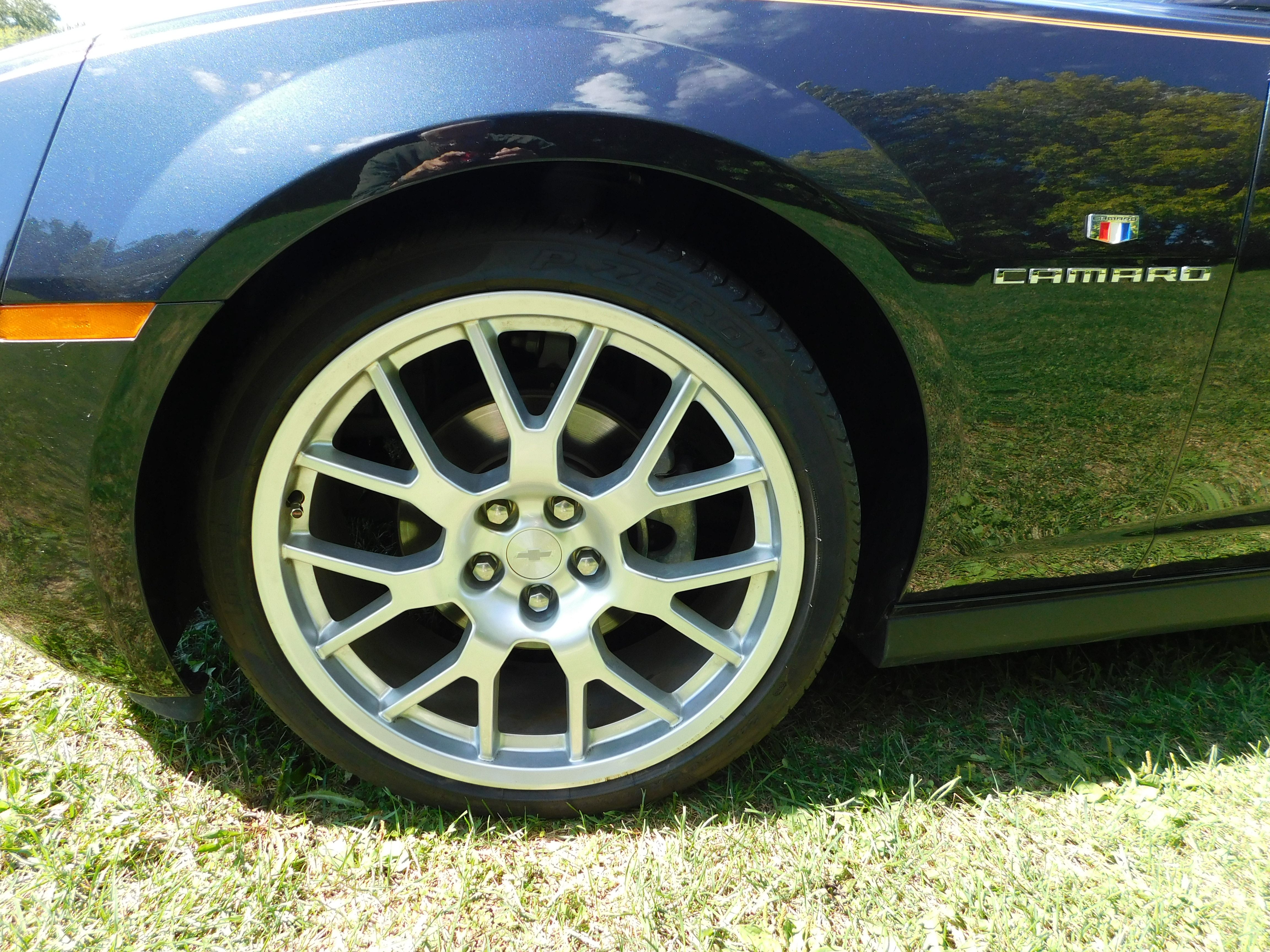 Used 2013 Chevrolet Camaro LT w/ Dusk Special Edition RWD image 12