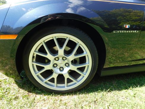 Used 2013 Chevrolet Camaro LT w/ Dusk Special Edition image 12