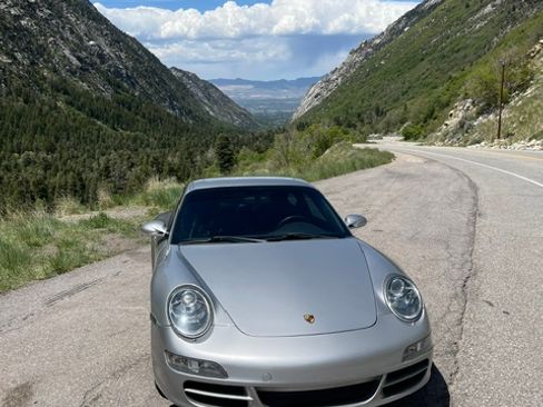 Used 2008 Porsche 911 Carrera RWD image 5