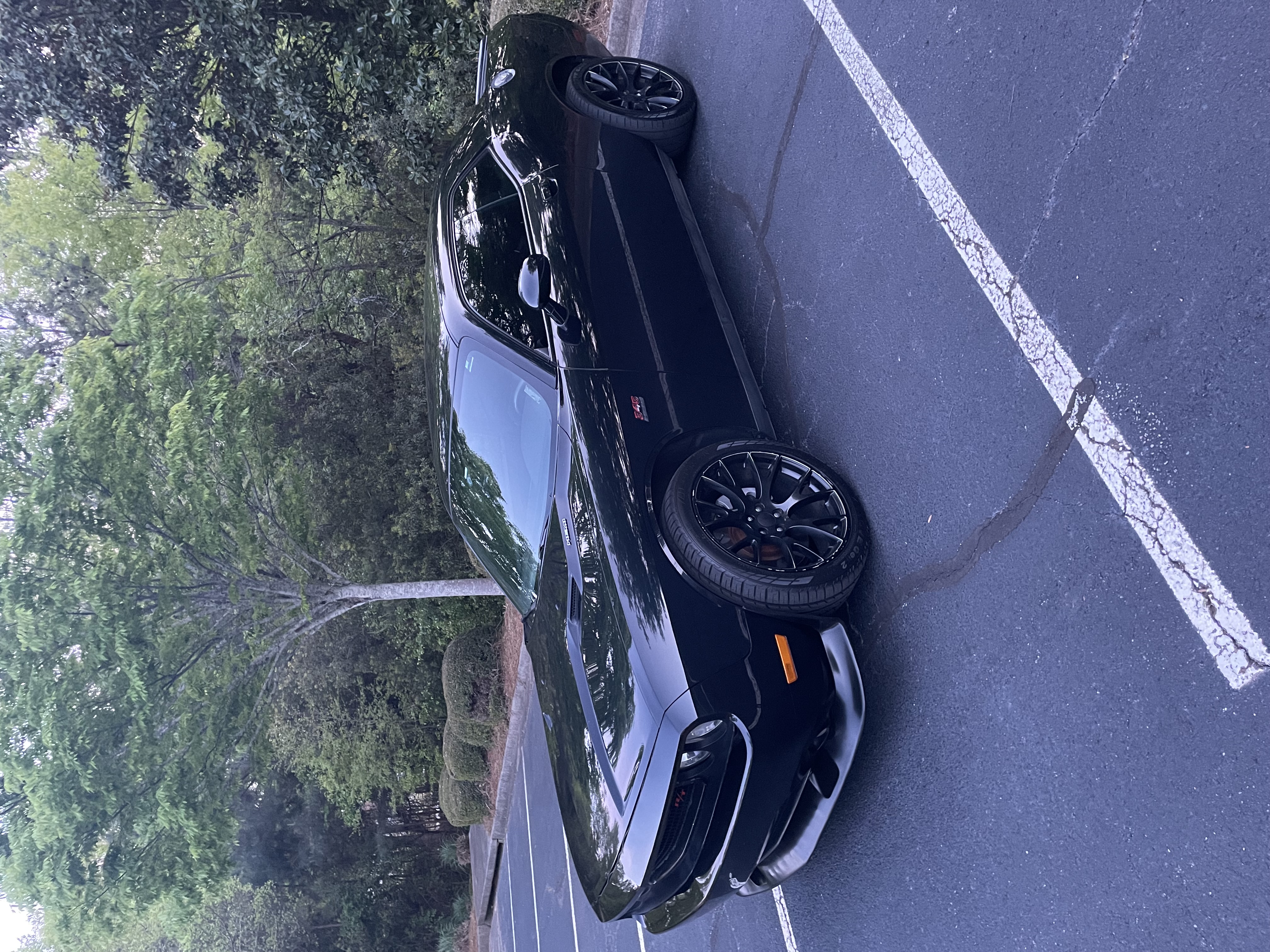 Used 2013 Dodge Challenger R/T RWD image 1