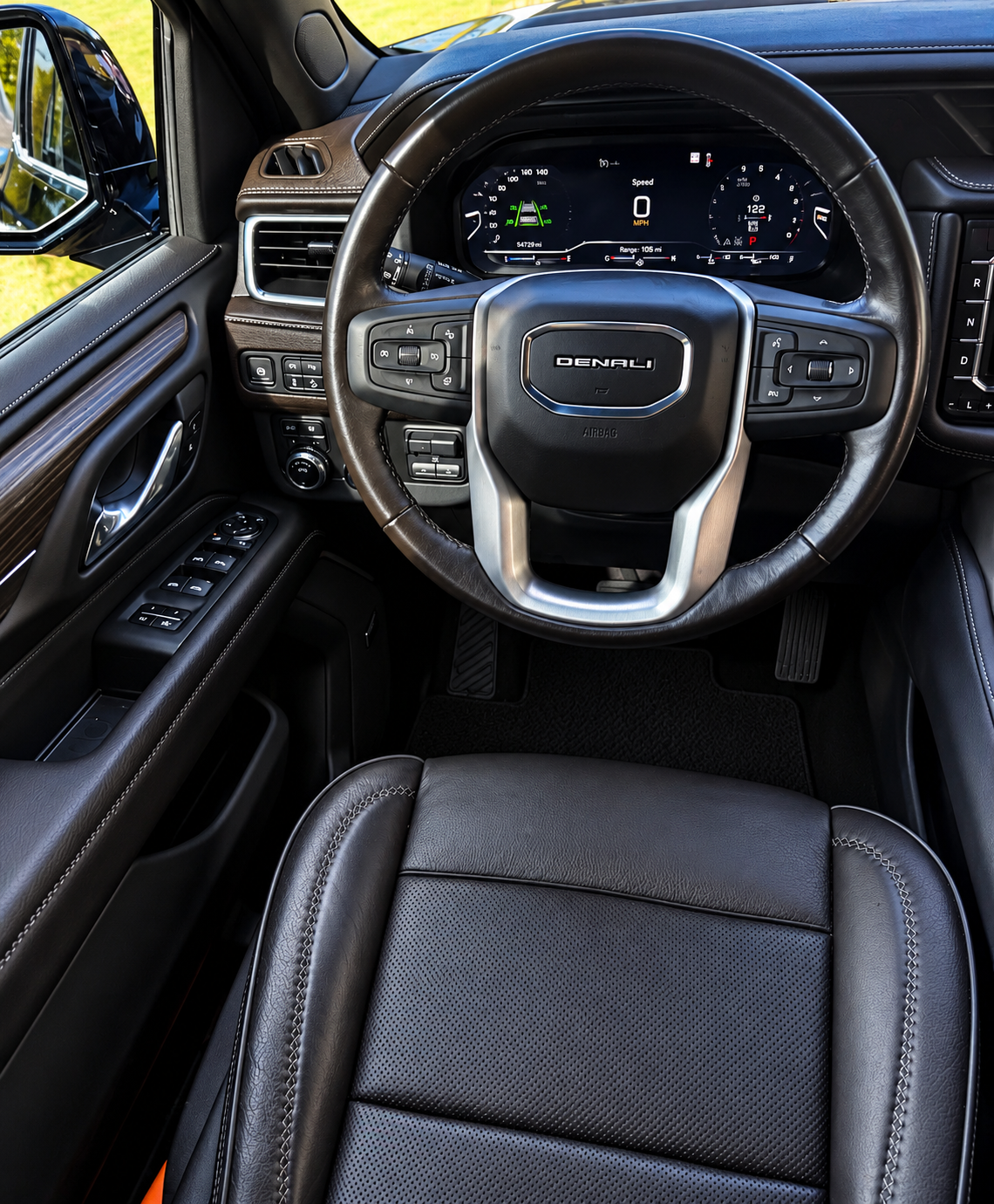 Used 2022 GMC Yukon Denali w/ Max Trailering Package AWD/4WD image 15