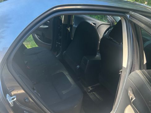 Used 2010 Toyota Corolla LE FWD image 15