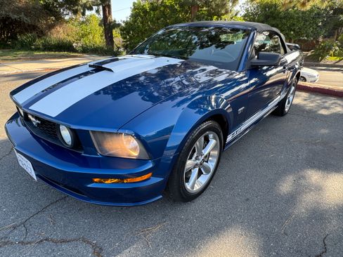 Used 2007 Ford Mustang GT RWD image 25