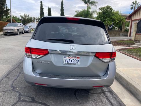 Used 2016 Honda Odyssey EX image 4