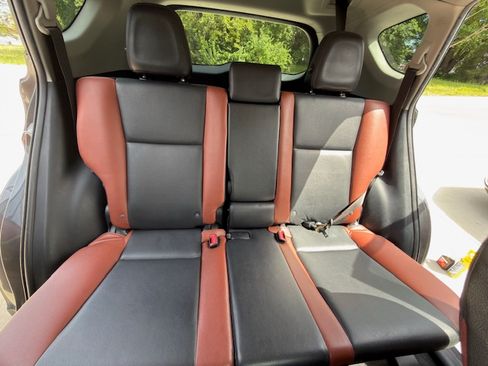 Used 2014 Toyota RAV4 Limited AWD/4WD image 31