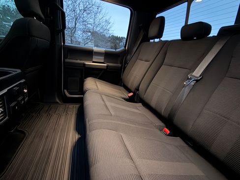 Used 2017 Ford F150 XLT w/ Equipment Group 302A Luxury image 14