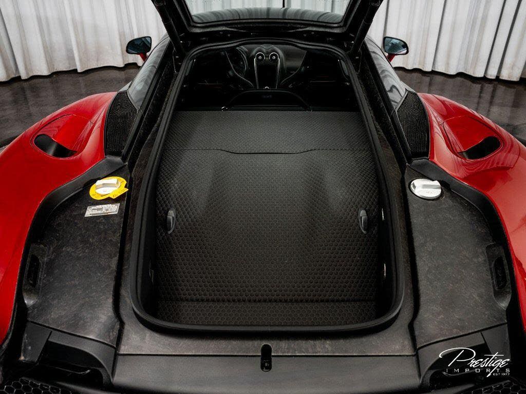 Used 2020 McLaren GT RWD image 25