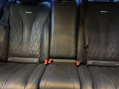 Used 2019 Mercedes-Benz S 63 AMG S 4MATIC Sedan image 23