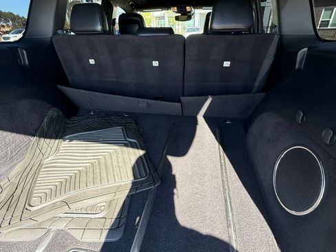 Used 2017 Jeep Grand Cherokee SRT image 6