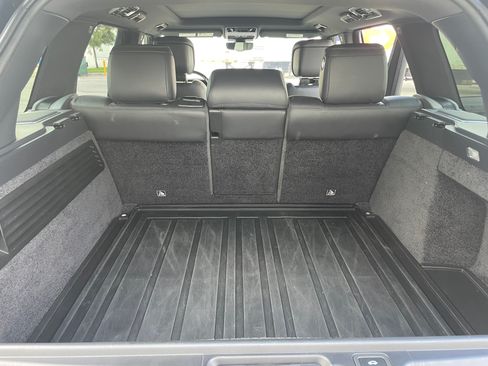 Used 2022 Land Rover Range Rover P525 Westminster Edition image 20