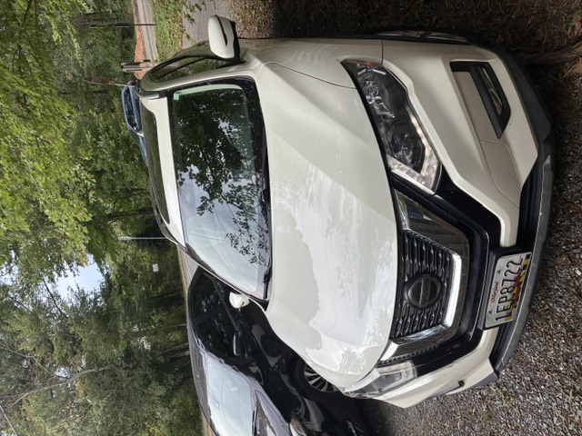 Used 2018 Nissan Rogue SV w/ Sun & Sound Touring Package AWD/4WD image 1