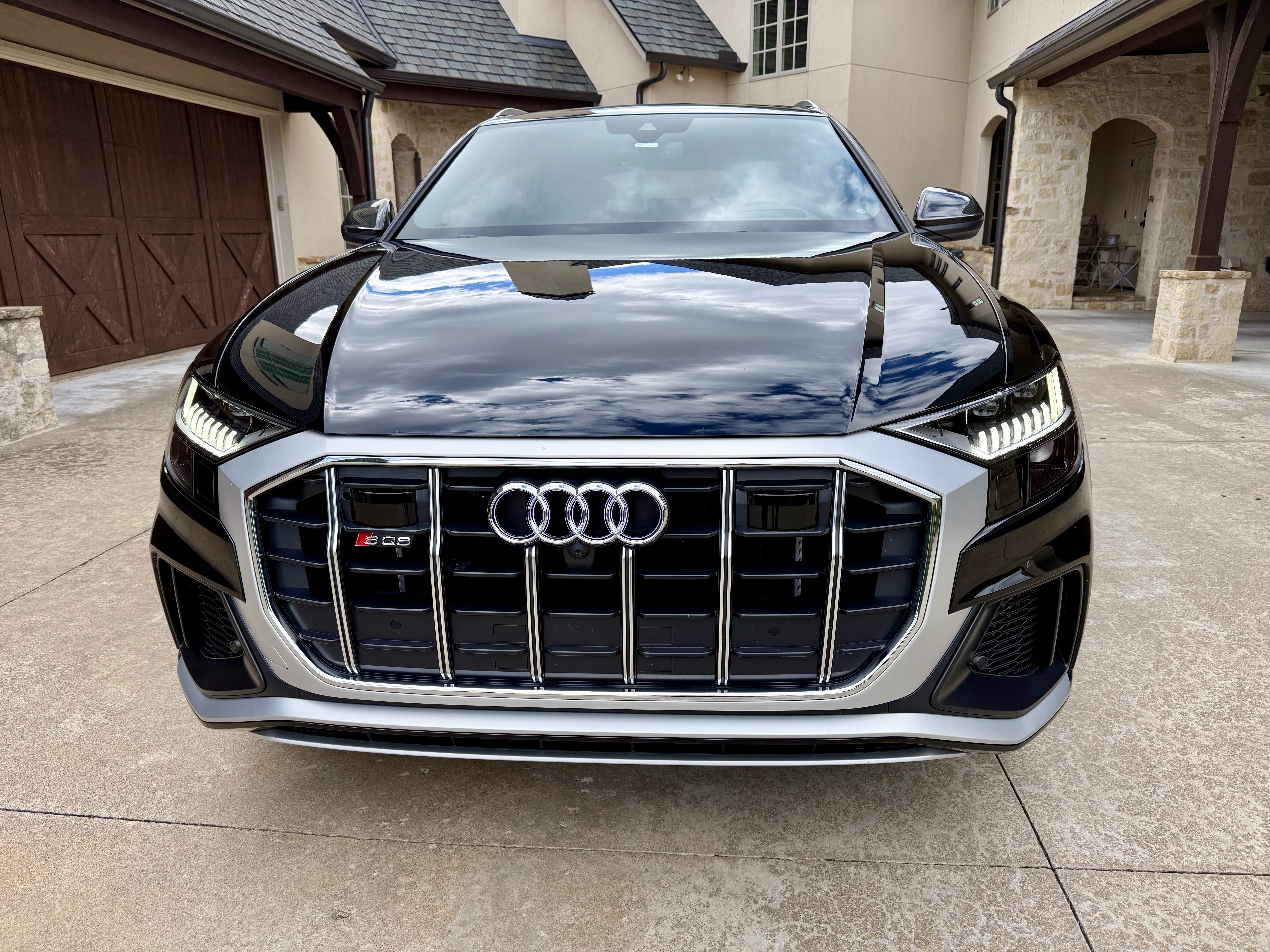 Used 2022 Audi SQ8 Prestige AWD/4WD image 1