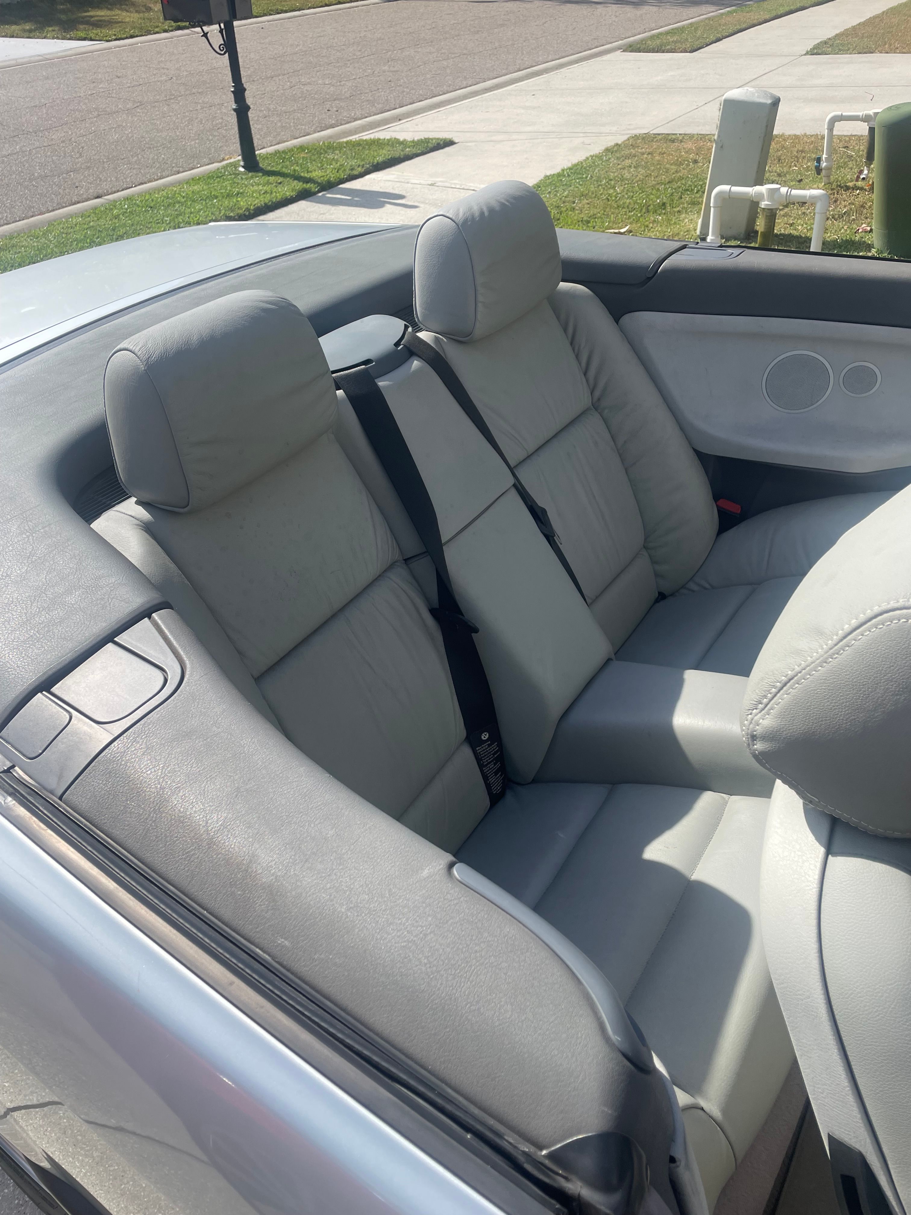 Used 1998 BMW 323i Convertible RWD image 8