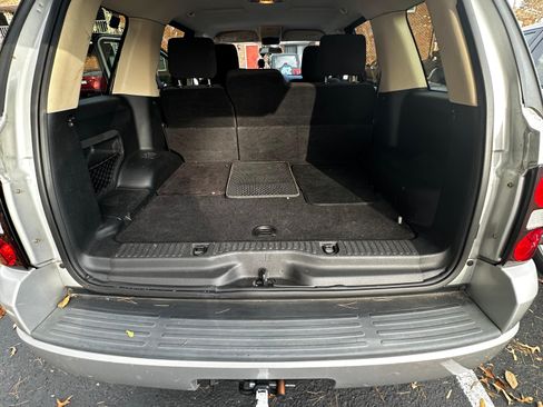 Used 2010 Ford Explorer XLT image 17