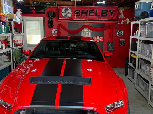 Used 2014 Ford Mustang Shelby GT500 RWD image 1