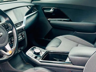 Used 2020 Kia Niro EX