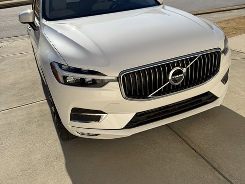 Used 2021 Volvo XC60 T5 Inscription w/ Advanced Package image 1