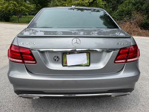Used 2014 Mercedes-Benz E 350 4MATIC Sedan image 6
