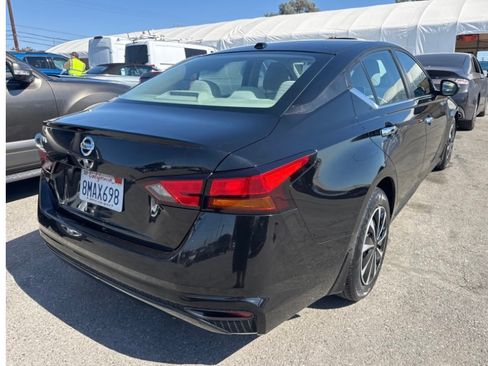 Used 2020 Nissan Altima 2.5 S FWD image 5