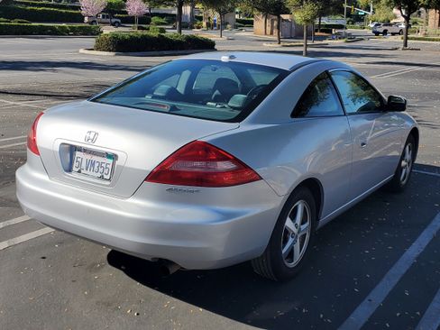 Used 2005 Honda Accord EX-L image 9