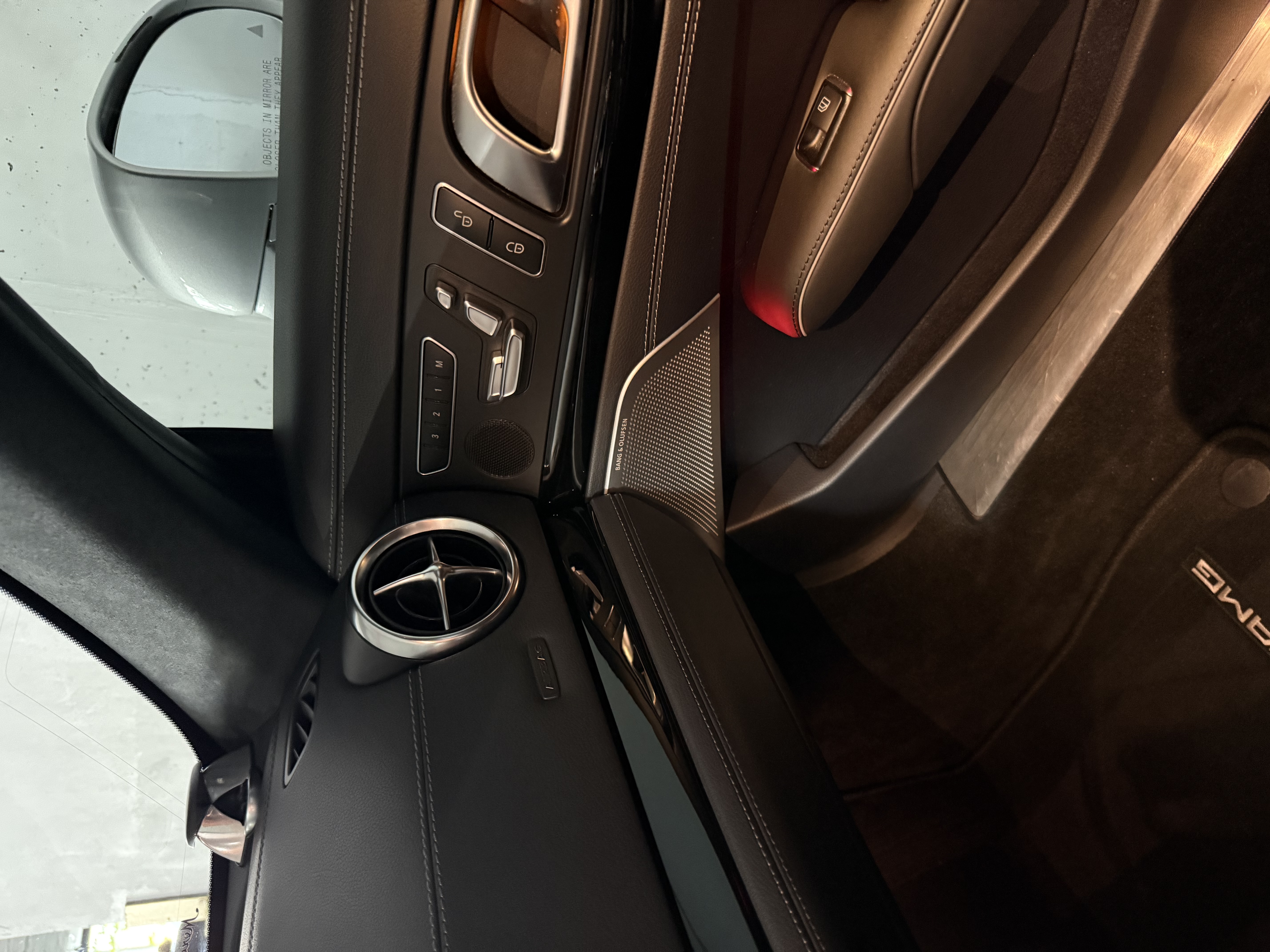 Used 2019 Mercedes-Benz SL 63 AMG image 22