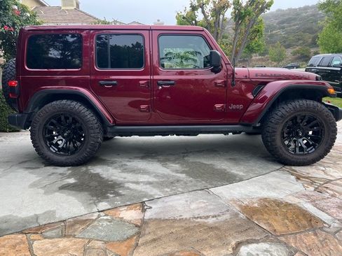 Used 2021 Jeep Wrangler Unlimited Rubicon image 4