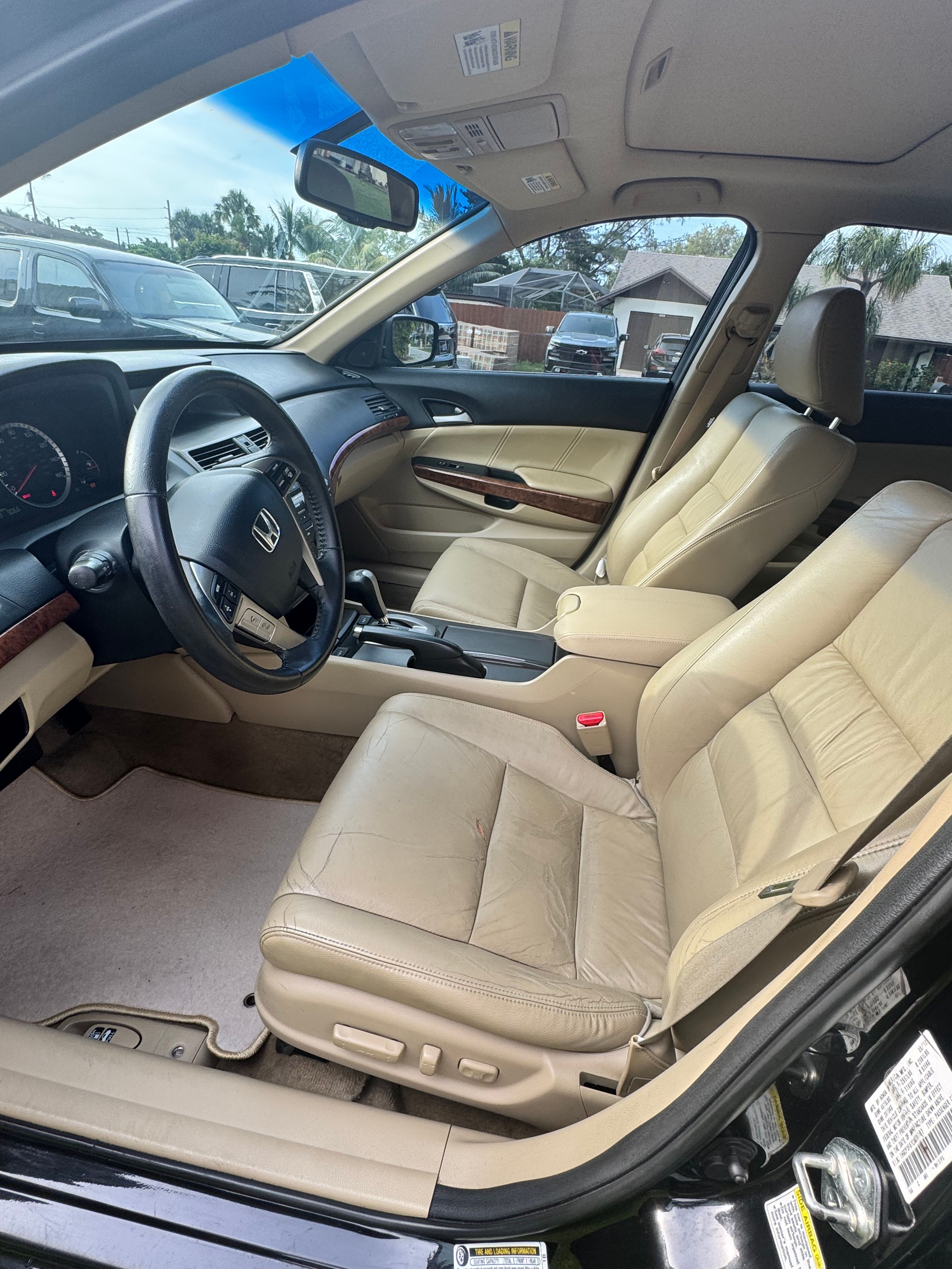 Used 2012 Honda Accord EX-L image 6