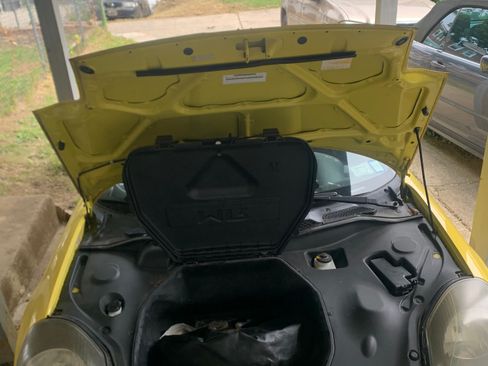 Used 2002 Toyota MR2 image 11