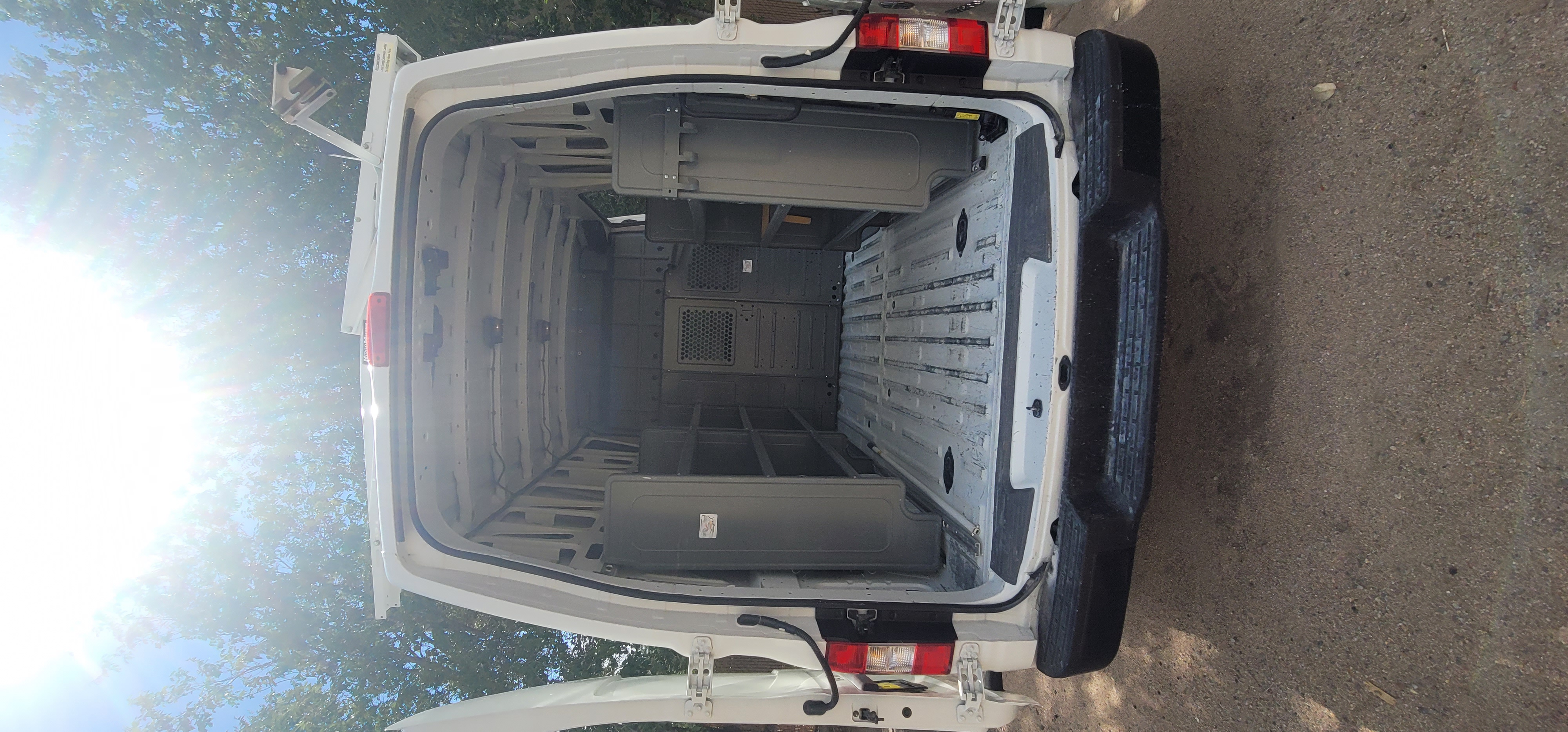 Used 2018 Nissan NV 2500 S RWD image 17