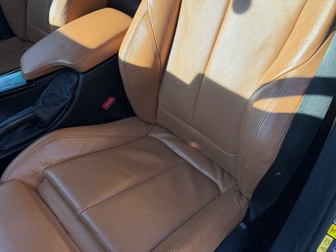 Used 2018 BMW 330e w/ Premium Package image 23