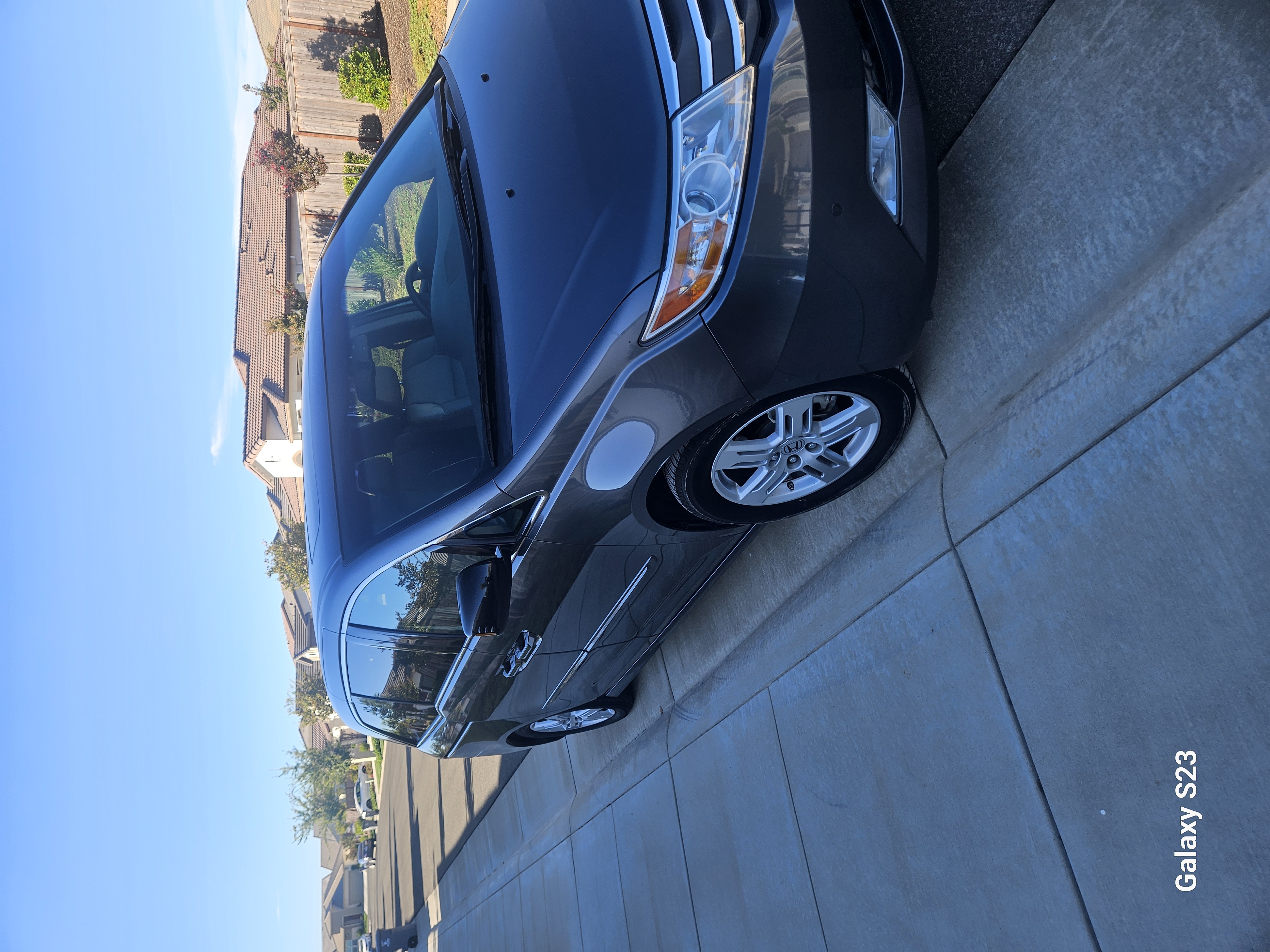 Used 2012 Honda Odyssey Touring Elite image 4