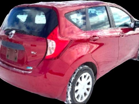 Used 2015 Nissan Versa Note SV FWD image 16