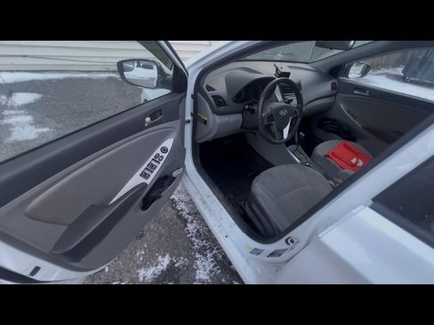 Used 2016 Hyundai Accent SE image 5