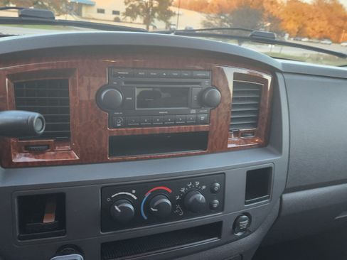 Used 2006 Dodge Ram 3500 Truck SLT w/ Quad Cab Big Horn Value Group image 16