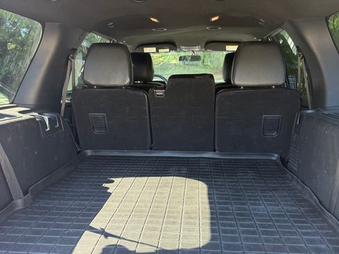 Used 2017 Ford Expedition XLT AWD/4WD image 7