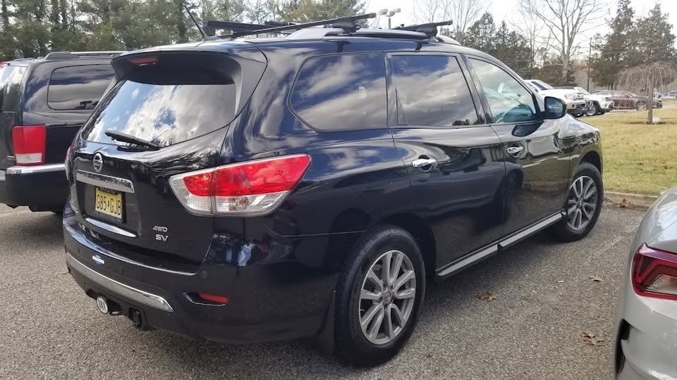 Used 2013 Nissan Pathfinder SV w/ Trailer Tow Pkg AWD/4WD image 5