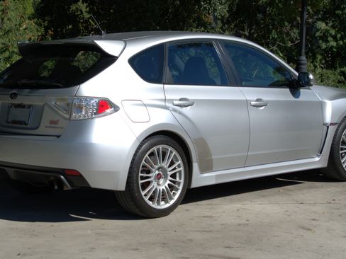Used 2010 Subaru Impreza WRX STI image 10
