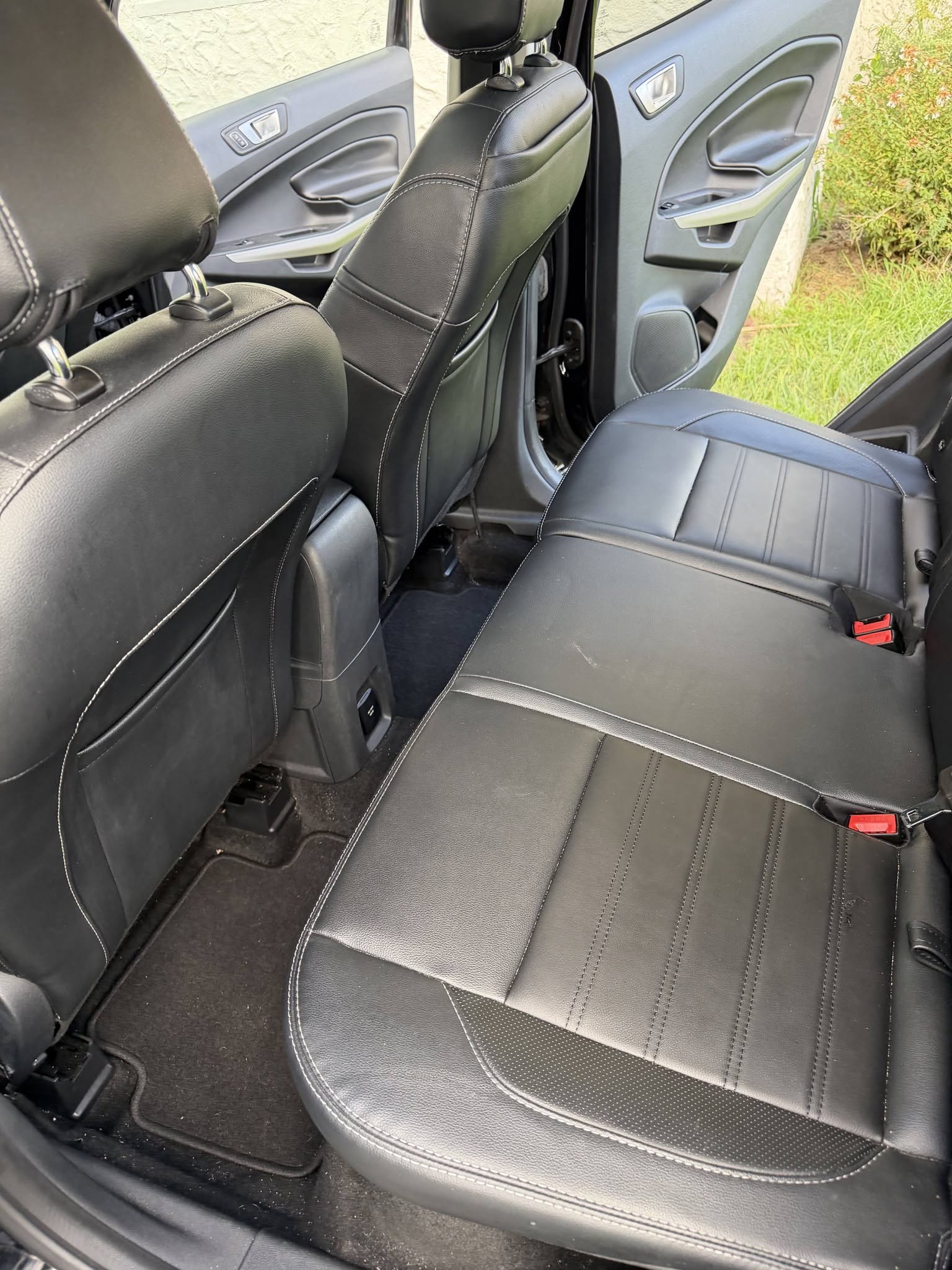Used 2018 Ford EcoSport Titanium AWD/4WD image 4