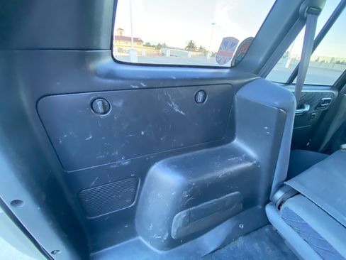 Used 1998 Toyota RAV4 2WD 4-Door image 25