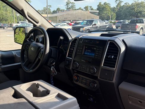 Used 2015 Ford F150 XLT w/ Equipment Group 301A Mid RWD image 16