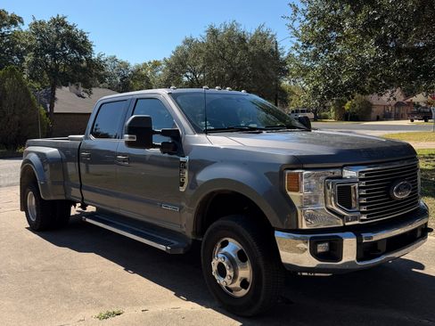 Used 2022 Ford F350 Lariat w/ Lariat Ultimate Package image 1