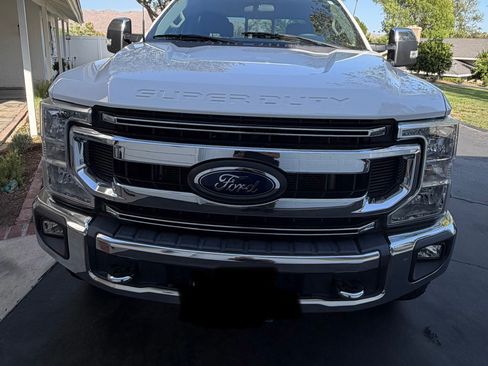 Used 2021 Ford F250 XLT w/ XLT Premium Package image 5