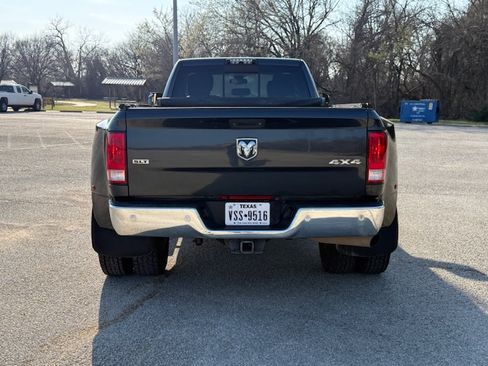 Used 2016 RAM 3500 SLT w/ Luxury Group image 9