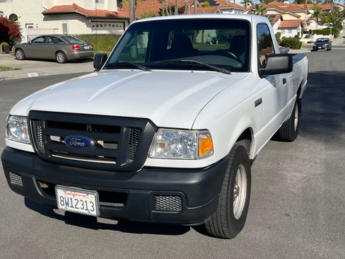 Used 2006 Ford Ranger XL image 2