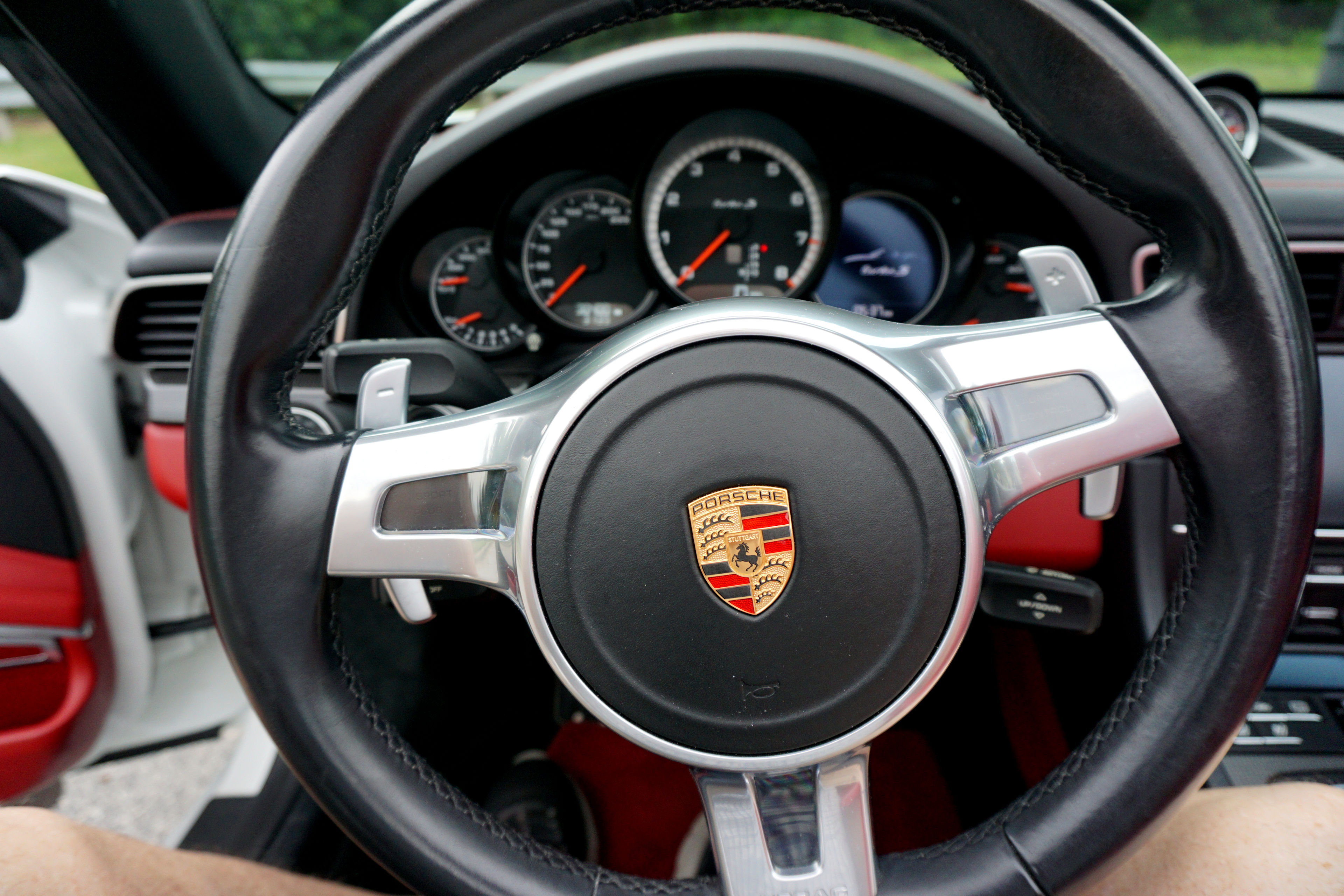 Used 2015 Porsche 911 Turbo S AWD/4WD image 12