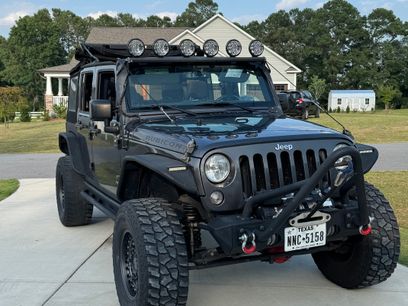 Used 2016 Jeep Wrangler Unlimited Rubicon w/ Connectivity Group