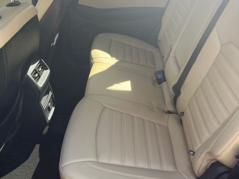 Used 2018 Ford Edge SEL w/ Equipment Group 201A image 2